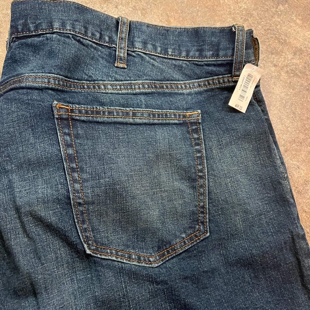 NWT OLD NAVY MENS JEANS LOOSE FIT SIZE 48x 32